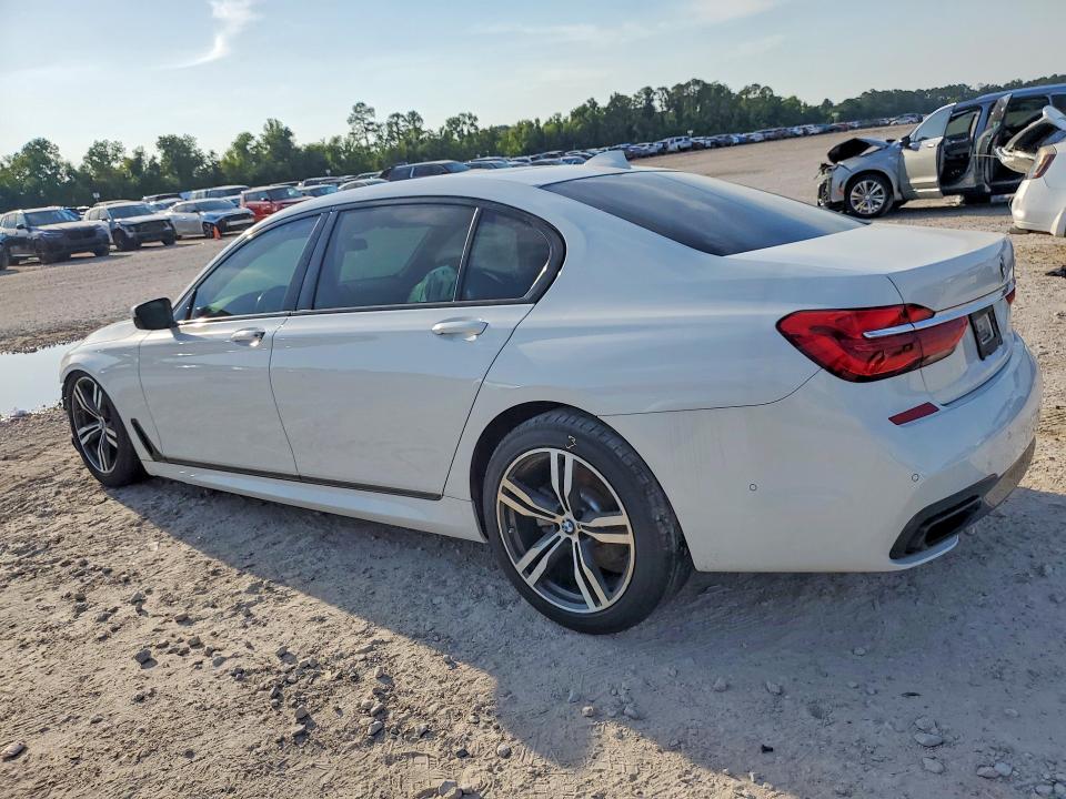 2019 BMW VIN WBA7F0C5XKGM25723 COPART salvage auction — FRONT END, Tx - Salvage Vehicle Title, sold $250 on 2026-07-24 (photo 2)