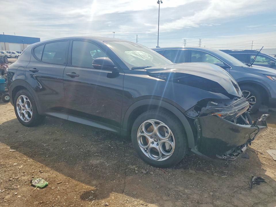2024 Alfa romeo Tonale VIN ZASPATAW0R3077418 COPART salvage auction — FRONT END, Mi - Cert Of Title-Salvage Vehicle, sold $300 on 2026-07-28 (photo 4)