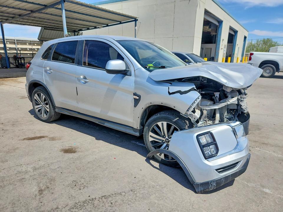 2021 Mitsubishi VIN JA4APUAU0MU002588 COPART salvage auction — FRONT END, Tx - Salvage Vehicle Title, sold $2,500 on 2026-07-17 (photo 4)
