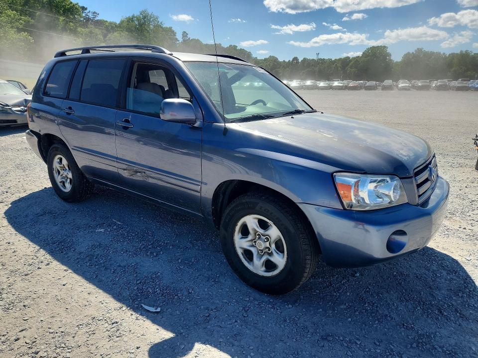 2006 Toyota Highlander VIN JTEGD21A260152064 COPART salvage auction — SIDE, Nc - Salvage Certificate Of Title, sold $1,450 on 2026-07-15 (photo 4)
