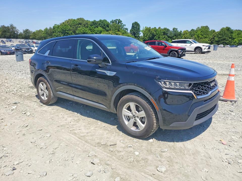 2022 Kia VIN 5XYRG4LC1NG142651 COPART salvage auction — SIDE, Nc - Salvage Certificate Of Title, sold $4,250 on 2026-07-29 (photo 4)