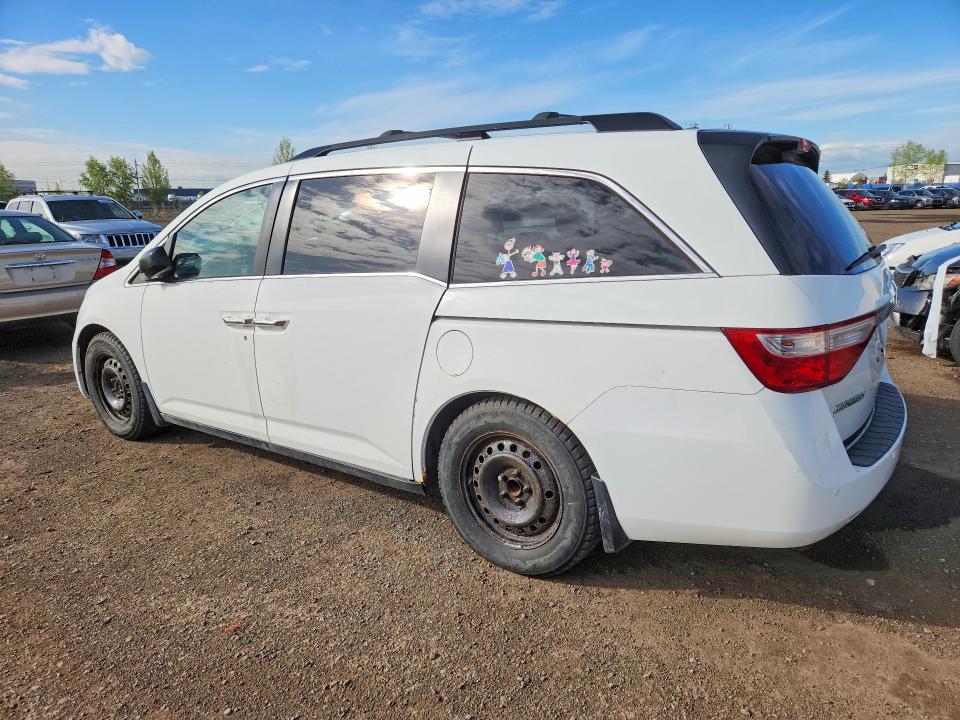 2011 Honda Odyssey VIN 5FNRL5H6XBB501065 COPART salvage auction — HAIL, Ab - Oop - Active, sold $4,200 on 2026-07-03 (photo 2)