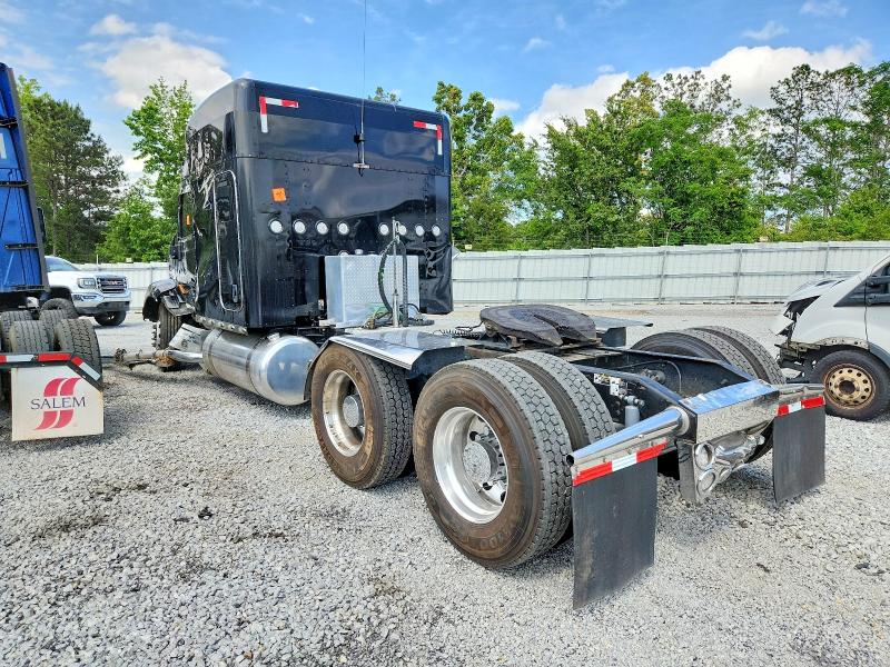 2016 Peterbilt All other VIN 1XPBD49X1GD203999 COPART salvage auction — ROLLOVER, SC - CERT OF TITLE-SALVAGE, sold $9,100 on 2026-08-13 (photo 3)