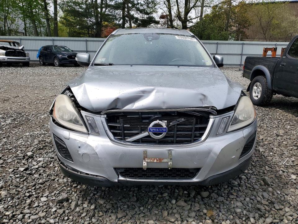 2013 Volvo VIN YV4902DZ0D2462206 COPART salvage auction — FRONT END, Ma - Cert Of Title-Reconstrctd Coll, sold $450 on 2026-07-17 (photo 5)
