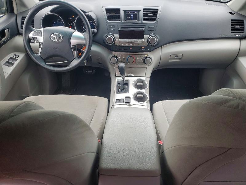 2011 Toyota Highlander hybrid VIN JTEBC3EH1B2003251 COPART salvage auction — MECHANICAL, Wa - Vehicle Cert Of Ownership-Titl, sold $825 on 2026-07-20 (photo 8)
