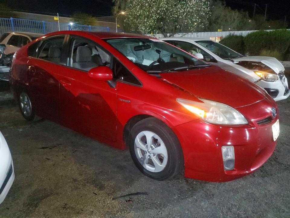 2014 Toyota Prius VIN JTDKN3DU6E1760329 COPART salvage auction — SIDE, Nv - Salvage Title, sold $125 on 2026-07-16 (photo 4)