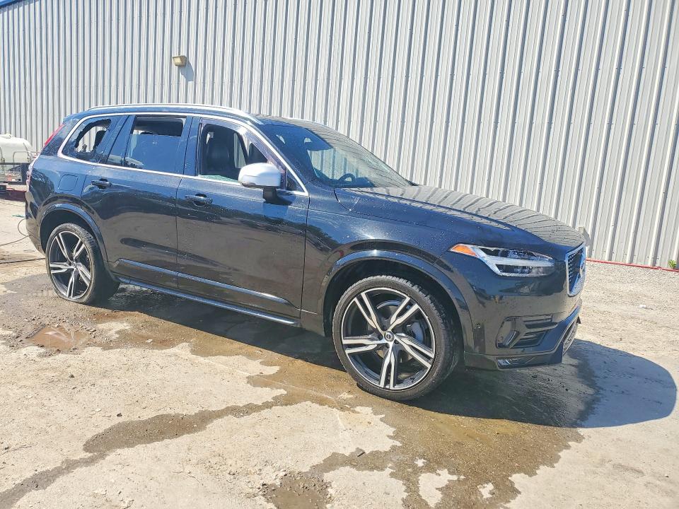 2016 Volvo Xc90 VIN YV4A22PM4G1035841 COPART salvage auction — VANDALISM, Sc - Cert Of Title-Salvage, sold $3,250 on 2026-08-03 (photo 4)