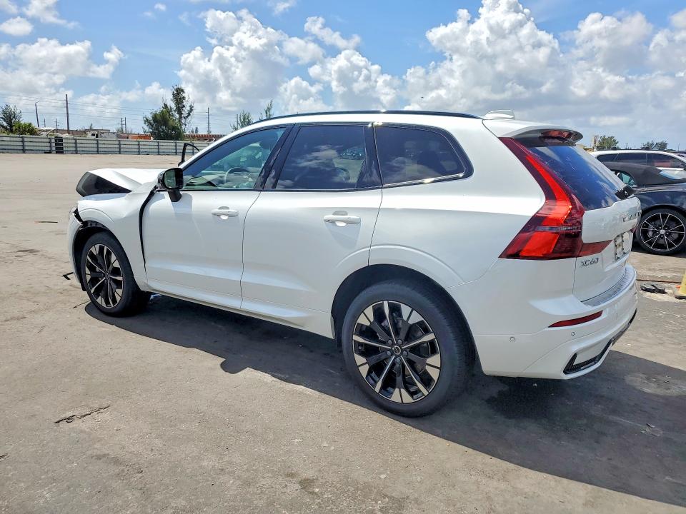 2026 Volvo VIN YV4M12RC3T1448641 COPART salvage auction — FRONT END, FL - CERT OF TITLE SLVG REBUILDABLE, sold $9,300 on 2026-08-10 (photo 2)
