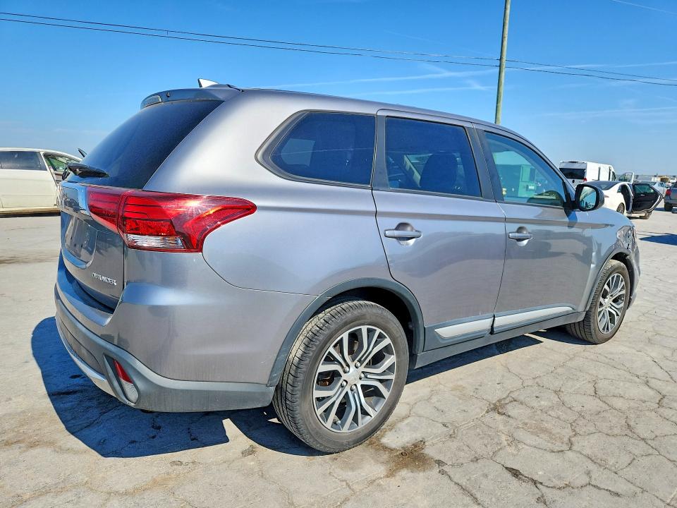 2018 Mitsubishi Outlander VIN JA4AD2A37JZ052763 COPART salvage auction — FRONT END, Tn - Salvage Certificate, sold $2,700 on 2026-07-20 (photo 3)