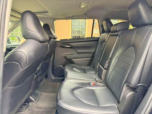 2022 Toyota Highlander VIN 5TDGZRBH5NS591314 COPART salvage auction — MINOR DENT/SCRATCHES, Ny - Certificate Of Title, sold $21,600 on 2026-07-21 (photo 9)