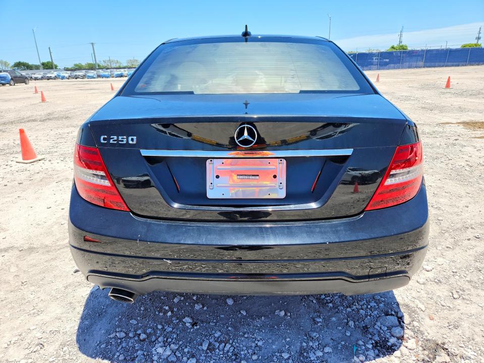 2012 Mercedes-benz C class VIN WDDGF4HB3CR209166 COPART salvage auction — MINOR DENT/SCRATCHES, Fl - Cert Of Title-Rebuilt, sold $650 on 2026-07-27 (photo 6)