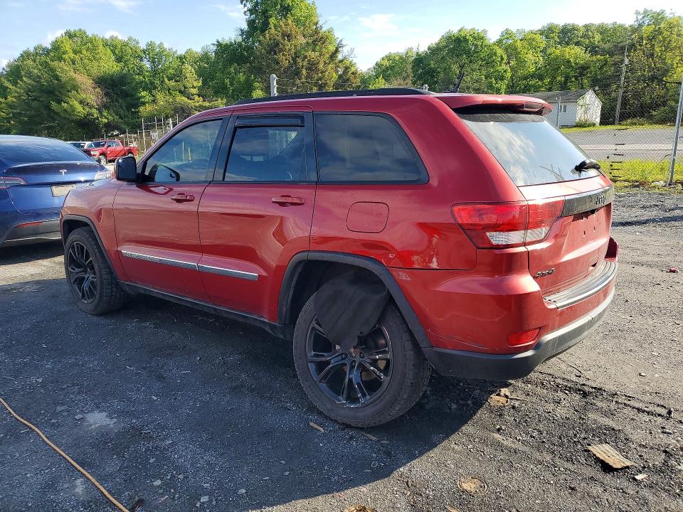 2011 Jeep Grandcherokee VIN 1J4RR4GG2BC567555 COPART salvage auction — REAR END, PA - CERTIFICATE OF SALVAGE, sold $825 on 2026-07-02 (photo 2)
