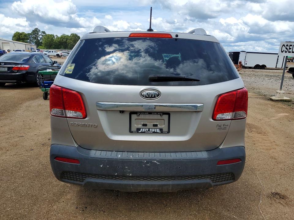 2013 Kia VIN 5XYKT3A63DG380990 COPART salvage auction — FRONT END, Tx - Salvage Vehicle Title, sold $825 on 2026-07-06 (photo 6)