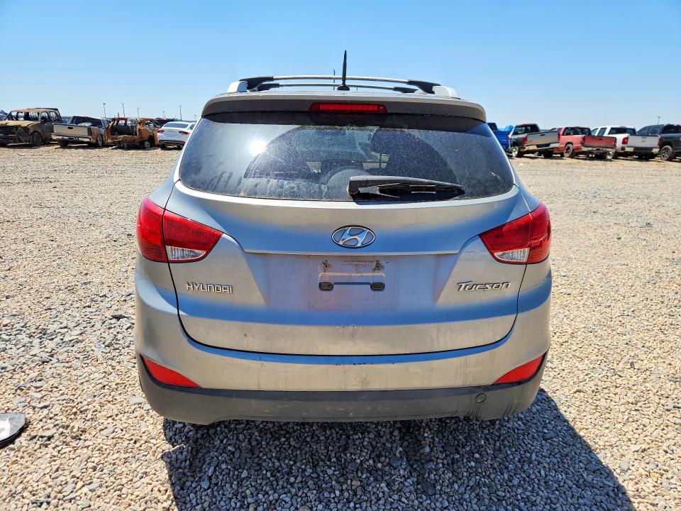 2012 Hyundai Tucson VIN KM8JU3AC7CU340192 COPART salvage auction — FRONT END, Tx - Salvage Vehicle Title, sold $1,100 on 2026-07-14 (photo 6)