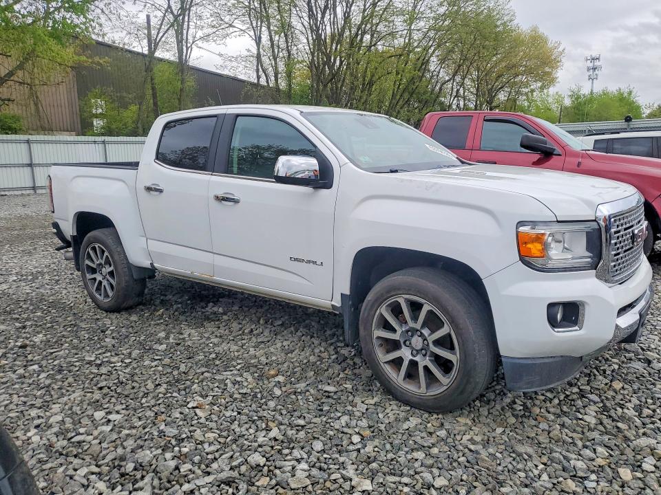 2018 Gmc VIN 1GTP6EE13J1302082 COPART salvage auction — MINOR DENT/SCRATCHES, Ma - Certificate Of Title (P), sold $9,900 on 2026-08-26 (photo 4)