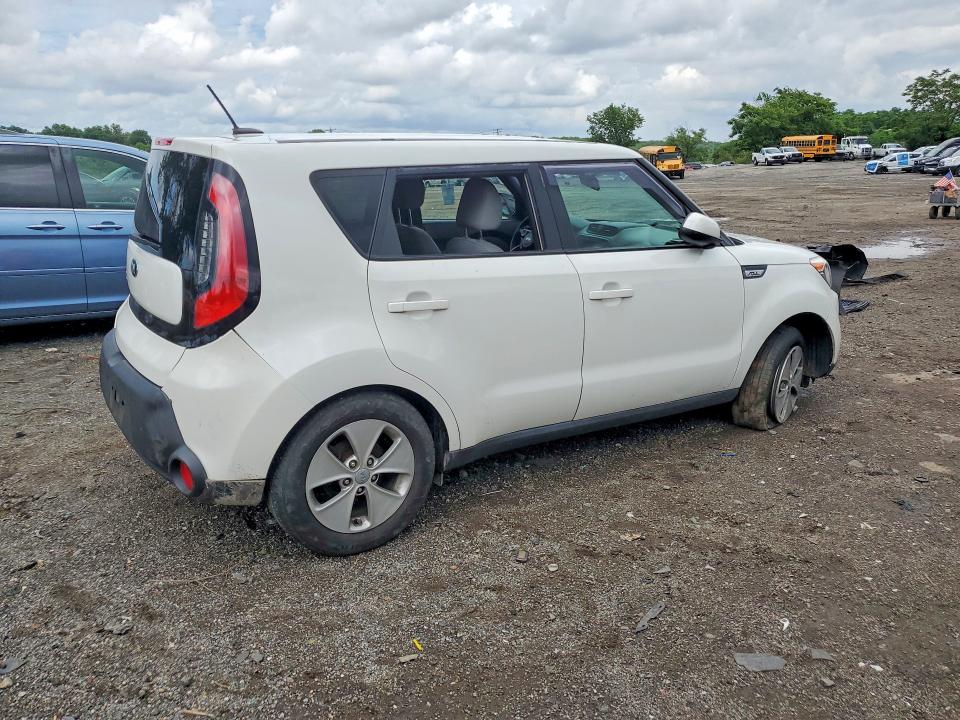 2016 Kia VIN KNDJN2A25G7303990 COPART salvage auction — VANDALISM, Md - Cert Of Salvage > 75% Damage, sold $825 on 2026-07-09 (photo 3)