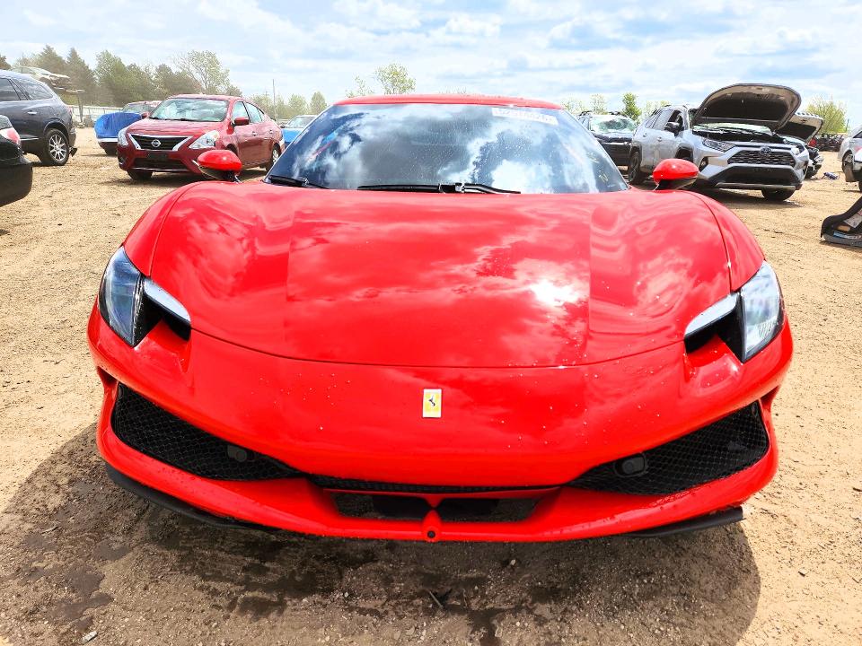 2025 Ferrari VIN ZFF99SLA2S0315500 COPART salvage auction — FRONT END, Il - Salvage Certificate, sold $185,000 on 2026-09-22 (photo 5)