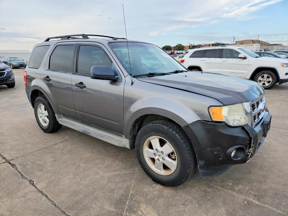 2012 Ford Escape VIN 1FMCU0DG5CKB91007 COPART salvage auction — FRONT END, Tx - Certificate Of Title, sold $675 on 2026-07-02 (photo 4)