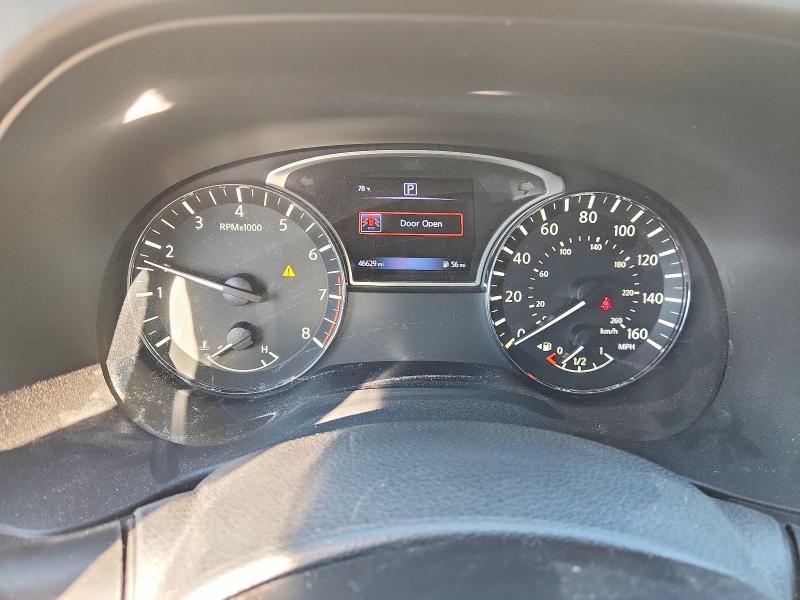 2017 Nissan Pathfinder VIN 5N1DR2MN6HC913781 COPART salvage auction — HAIL, Tx - Salvage Vehicle Title, sold $3,200 on 2026-07-09 (photo 9)