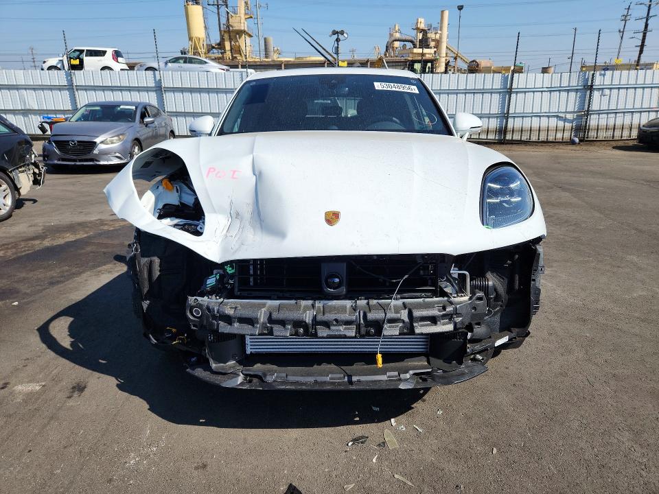 2026 Porsche Macan VIN WP1AA2A58TLB07712 COPART salvage auction — FRONT END, Id - Salvage Certificate Of Title, sold $22,800 on 2026-08-17 (photo 5)