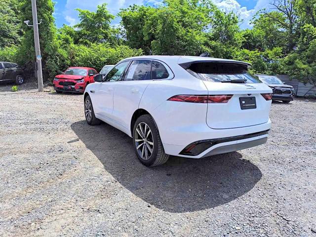2025 Jaguar F-pace VIN SADCT2EX6SA753717 COPART salvage auction — HAIL, Salvage Title, sold $24,300 on 2026-07-24 (photo 2)
