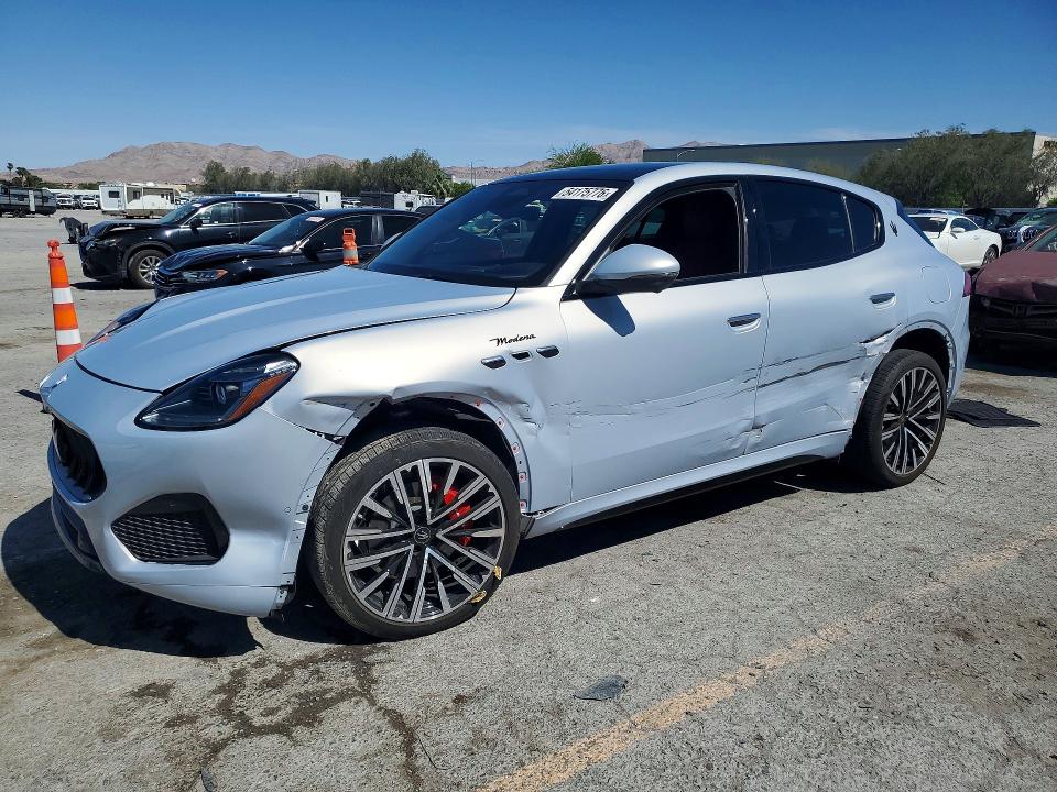 2023 Maserati Grecale VIN ZN682AVM4P7407902 — COPART salvage auction photo
