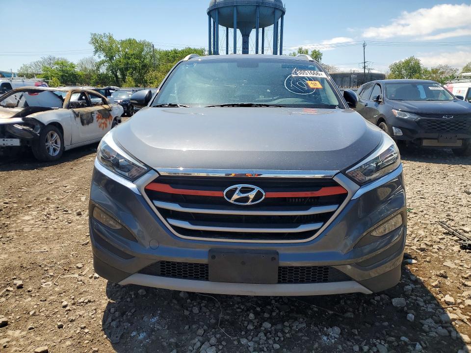 2017 Hyundai VIN KM8J3CA24HU390226 COPART salvage auction — MINOR DENT/SCRATCHES, Il - Certificate Of Purchase (P), sold $3,700 on 2026-07-22 (photo 5)