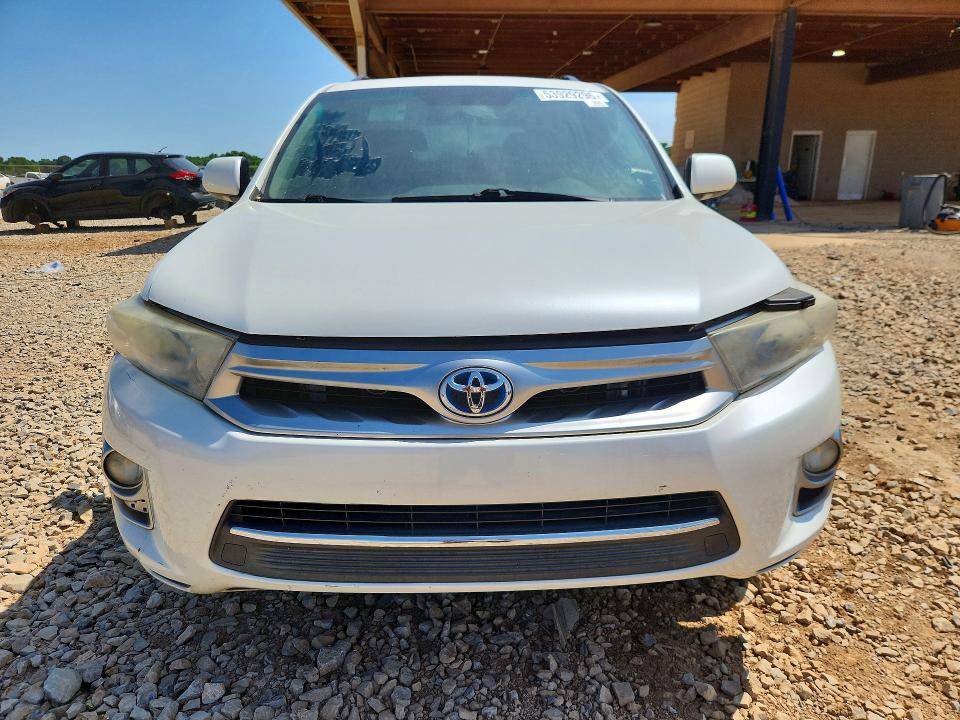 2013 Toyota VIN JTEDC3EH2D2013136 COPART salvage auction — REAR END, Al - Certificate Of Title, sold $3,100 on 2026-07-29 (photo 5)