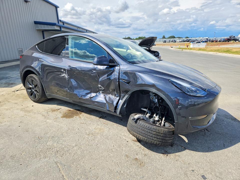 2024 Tesla Model y VIN 7SAYGDEE8RF166407 COPART salvage auction — SIDE, Ca - Salvage Certificate, sold $12,800 on 2026-07-14 (photo 4)