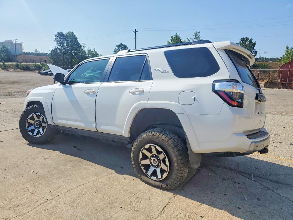 2024 Toyota 4runner VIN JTEPU5JR7R6272029 COPART salvage auction — FRONT END, Sc - Cert Of Title-Salvage, sold $5,600 on 2026-07-10 (photo 2)