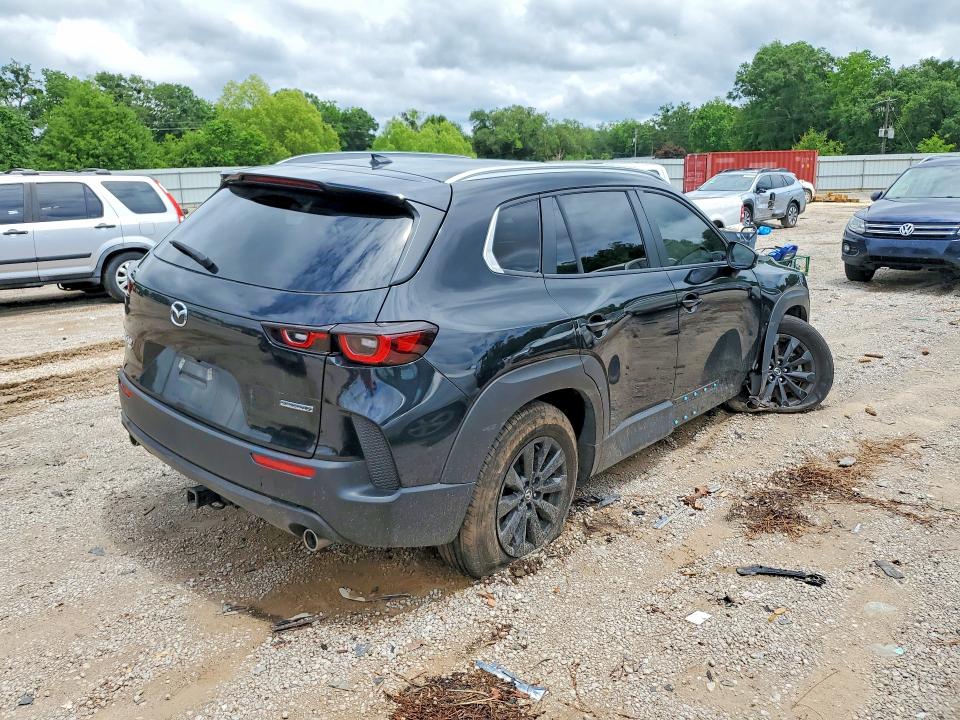2025 Mazda Cx-50 VIN 7MMVABDM1SN328285 COPART salvage auction — SIDE, Salvage Title, sold $250 on 2026-07-21 (photo 3)