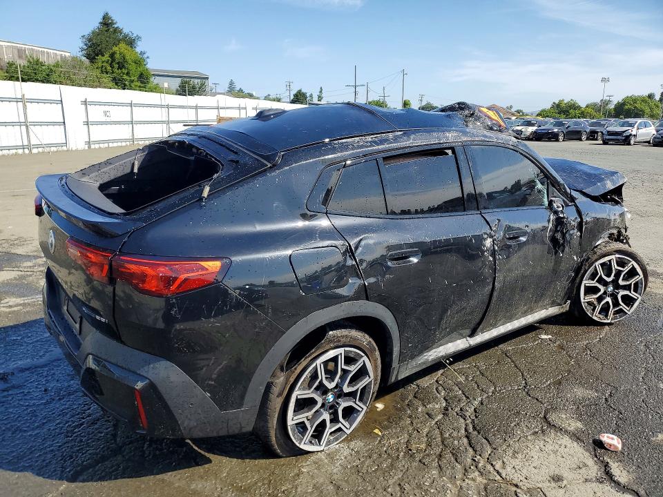 2025 BMW X2 VIN WBX63GM06S5352366 COPART salvage auction — ROLLOVER, Ca - Dis/Dlr/Exp Only Clean Title, sold $3,250 on 2026-07-10 (photo 3)