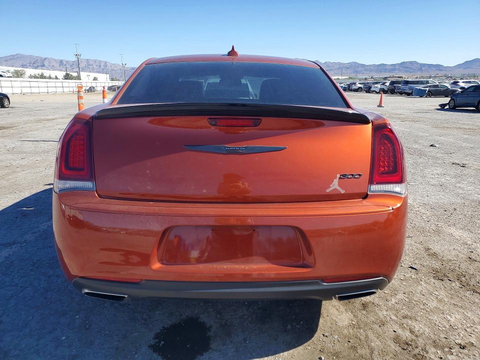 2020 Chrysler 300 VIN 2C3CCAAG9LH209246 COPART salvage auction — FRONT END, Nv - Salvage Title, sold $8,400 on 2026-07-30 (photo 6)
