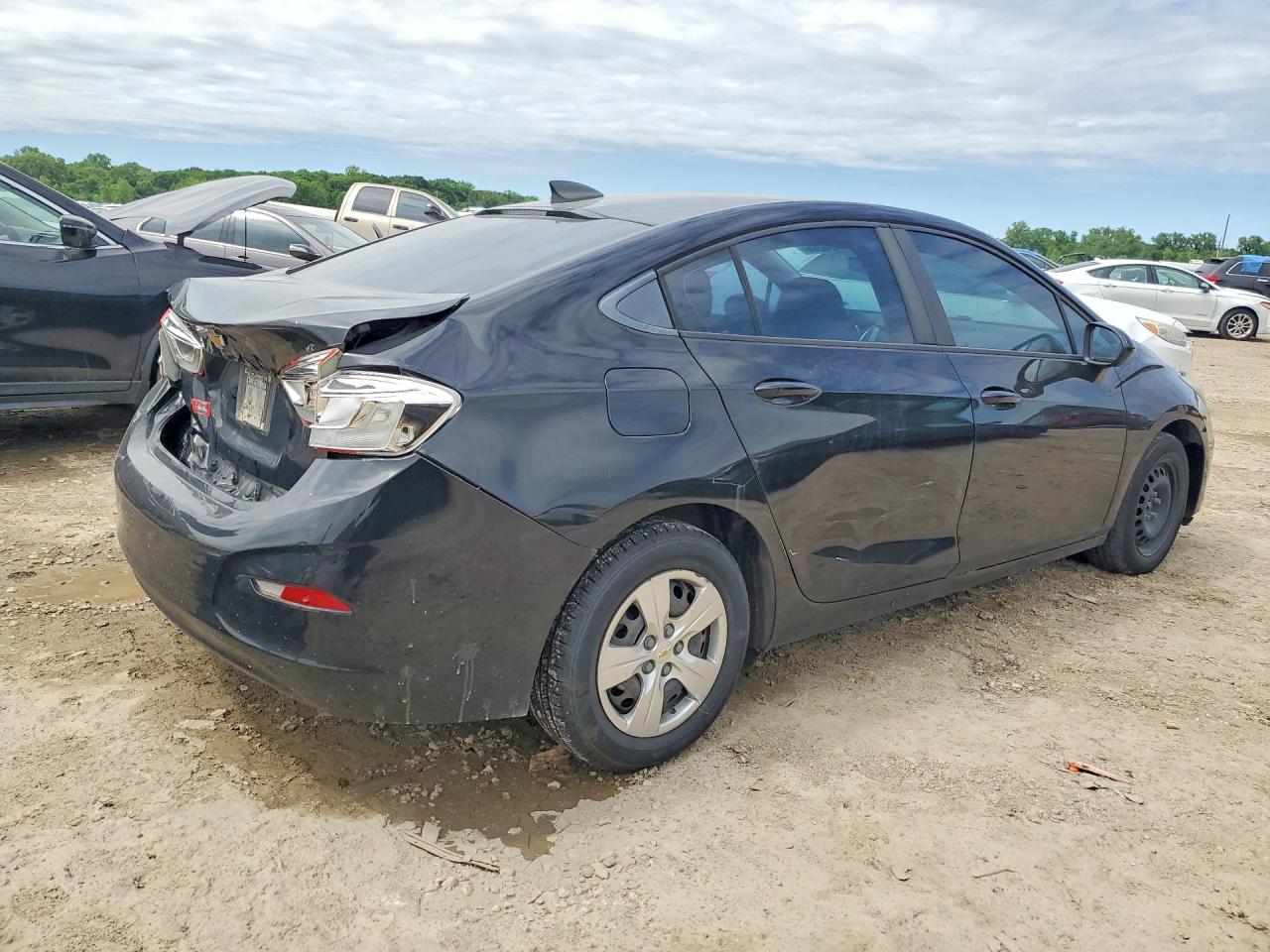 2017 Chevrolet Cruze VIN 1G1BC5SM4H7112910 COPART salvage auction — Rear End, MO - SALVAGE CERTIFICATE OF TITLE, sold $1,300 on 2026-07-09 (photo 3)