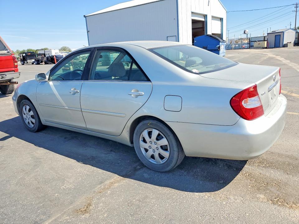 2002 Toyota Camry VIN JTDBE32K520109003 COPART salvage auction — FRONT END, Id - Salvage Certificate Of Title, sold $375 on 2026-07-30 (photo 2)