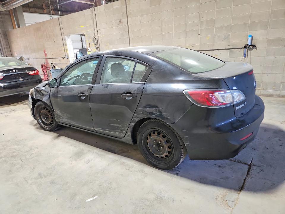 2013 Mazda 3 VIN JM1BL1U76D1702577 COPART salvage auction — FRONT END, Mn - Cert Of Title-Prior Salvage, sold $225 on 2026-07-28 (photo 2)