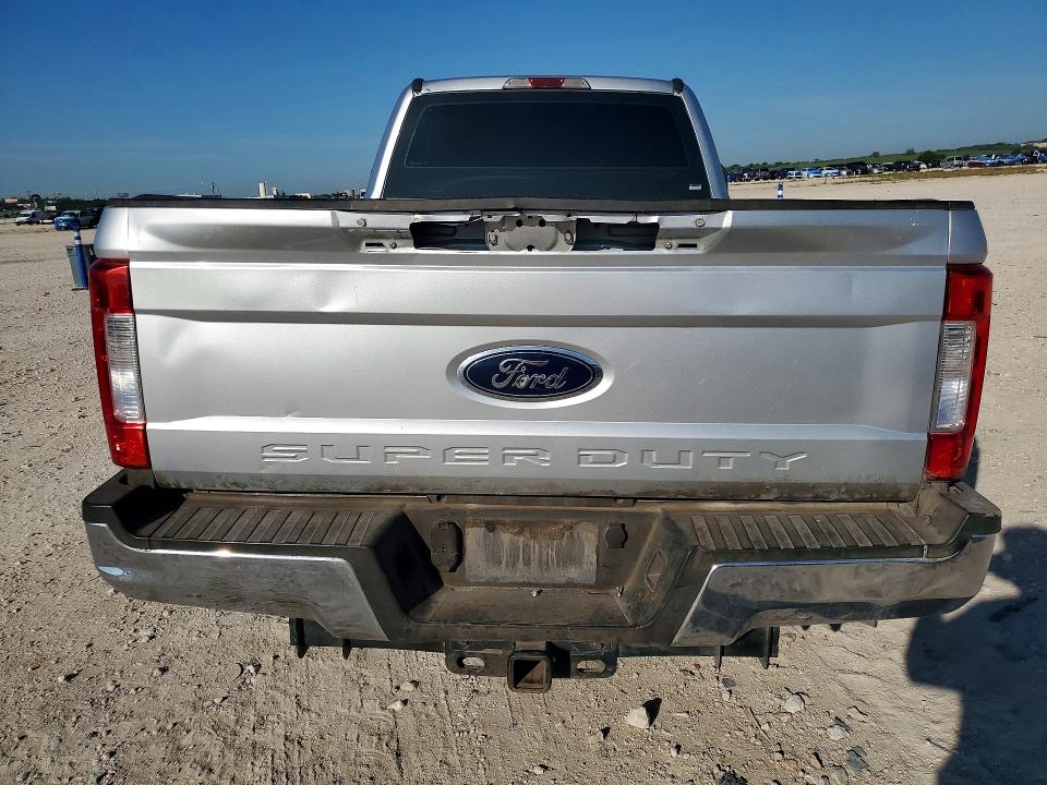 2018 Ford F-250 super duty VIN 1FT7W2BT1JEC12510 COPART salvage auction — BURN, Tx - Salvage Vehicle Title, sold $2,250 on 2026-07-02 (photo 6)