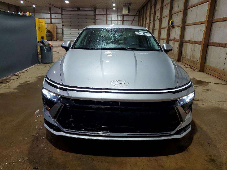 2025 Hyundai Sonata VIN KMHL64JAXSA462956 COPART salvage auction — FRONT END, FL - CERT OF TITLE SLVG REBUILDABLE, sold $8,300 on 2026-07-22 (photo 5)