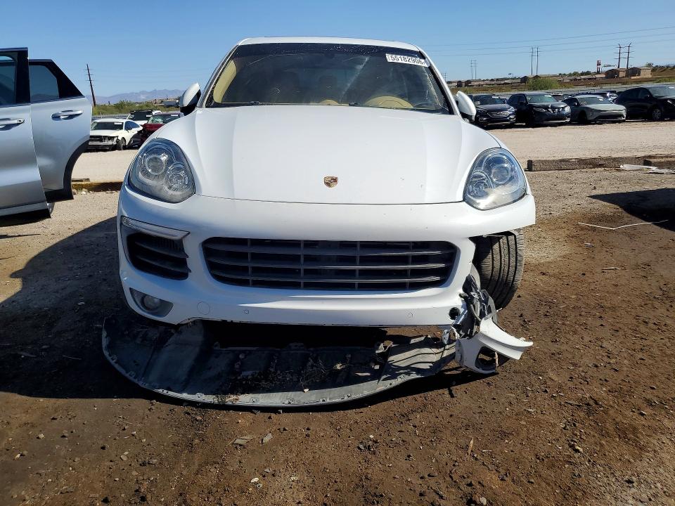 2016 Porsche Cayenne VIN WP1AF2A21GLA40335 COPART salvage auction — UNDERCARRIAGE, Az - Cert Of Title - Salvage, sold $3,900 on 2026-07-31 (photo 5)