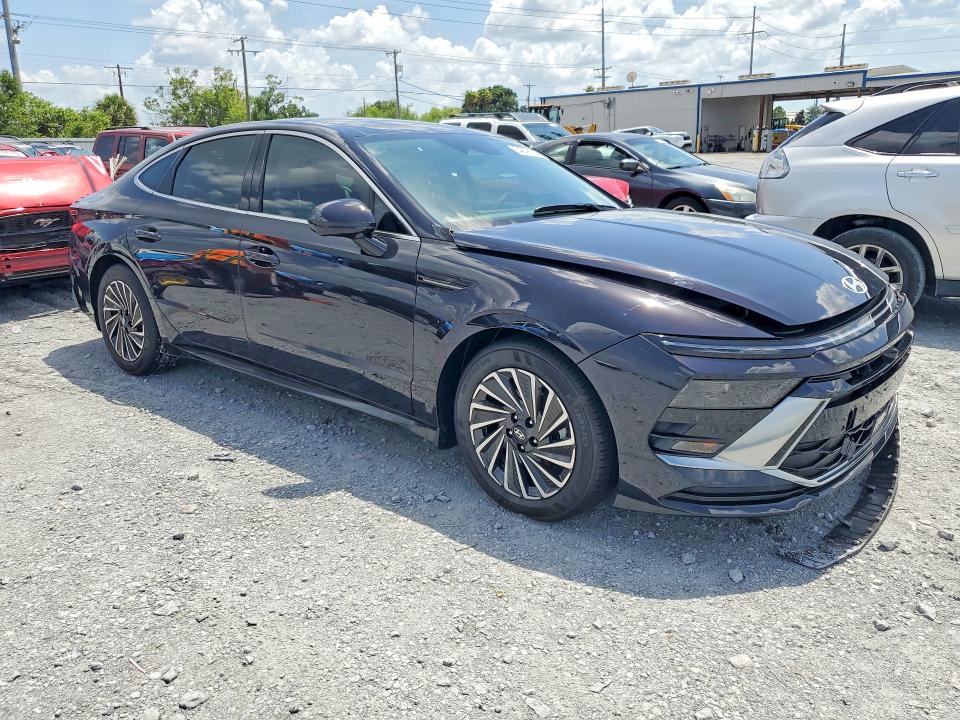 2026 Hyundai Sonata VIN KMHL54JJ2TA157326 COPART salvage auction — FRONT END, Fl - Certificate Of Destruction, sold $10,500 on 2026-07-10 (photo 4)