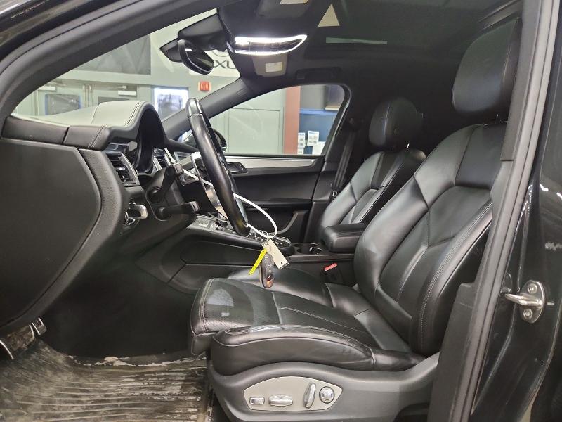 2017 Porsche Macan VIN WP1AG2A58HLB52087 COPART salvage auction — MINOR DENT/SCRATCHES, Ny - Certificate Of Title, sold $12,000 on 2026-07-30 (photo 7)