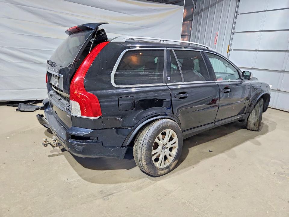 2014 Volvo Xc90 VIN YV4952CZ9E1690862 COPART salvage auction — REAR END, Nh - Cert Of Title-Salvage, sold $350 on 2026-08-04 (photo 3)