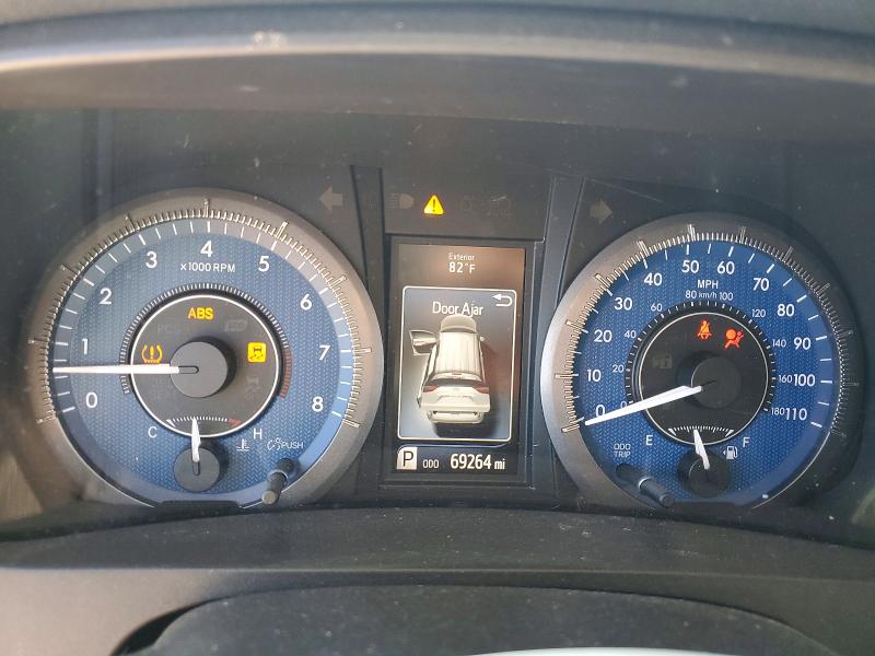 2017 Toyota Sienna VIN 5TDYZ3DCXHS836521 COPART salvage auction — FRONT END, Nc - Salvage Certificate Of Title, sold $3,050 on 2026-07-20 (photo 9)