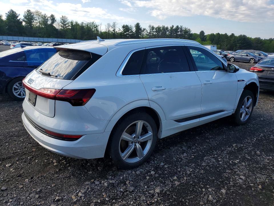 2019 Audi E-tron VIN WA1VABGE1KB017214 COPART salvage auction — FRONT END, Id - Salvage Certificate Of Title, sold $15,100 on 2026-08-03 (photo 3)