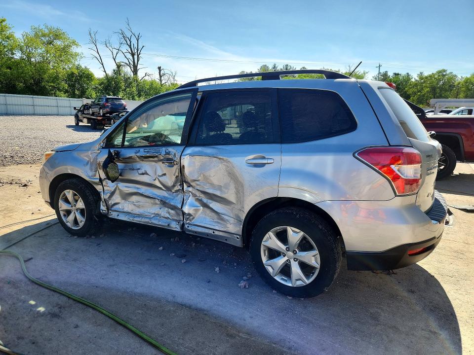 2015 Subaru Forester VIN JF2SJADC2FH489402 COPART salvage auction — SIDE, Wi - Junked Vehicle Bill Of Sale, sold $1,700 on 2026-07-20 (photo 2)