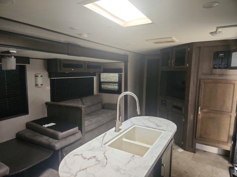 2020 Jayc Trailers VIN 1UJBJ0BT8L1T90468 COPART salvage auction — HAIL, IL - SALVAGE CERTIFICATE, sold $10,100 on 2026-08-26 (photo 5)