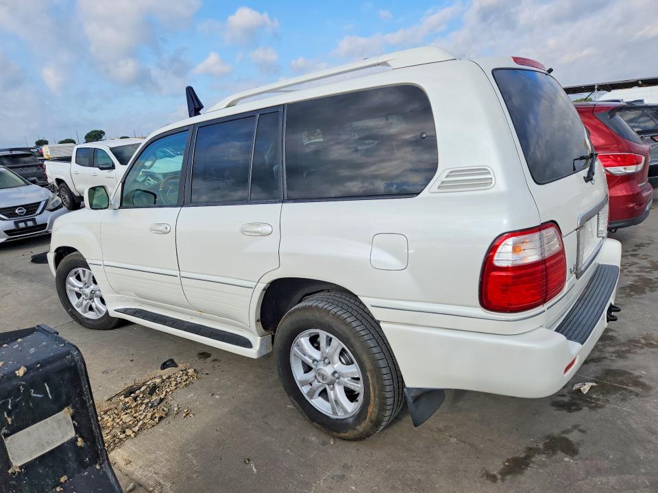 2004 Lexus Lx 470 VIN JTJHT00W143540053 COPART salvage auction — NORMAL WEAR, Mn - Certificate Of Title, sold $7,500 on 2026-07-07 (photo 2)