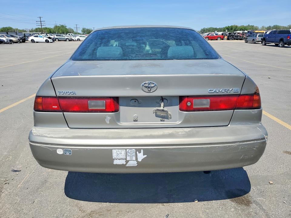 1998 Toyota Camry VIN JT2BG22K0W0246658 COPART salvage auction — FRONT END, Id - Salvage Certificate Of Title, sold $225 on 2026-07-09 (photo 6)
