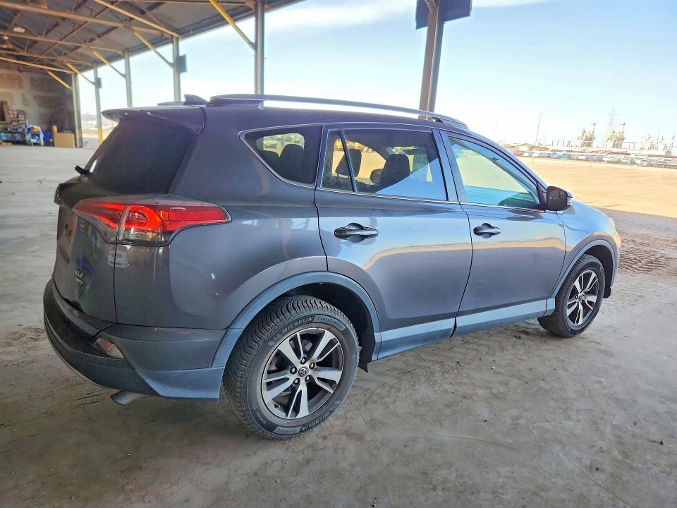 2017 Toyota Rav 4 VIN 2T3RFREV2HW560253 COPART salvage auction — MINOR DENT/SCRATCHES, ID - SALVAGE CERTIFICATE OF TITLE, sold $7,600 on 2026-07-29 (photo 3)