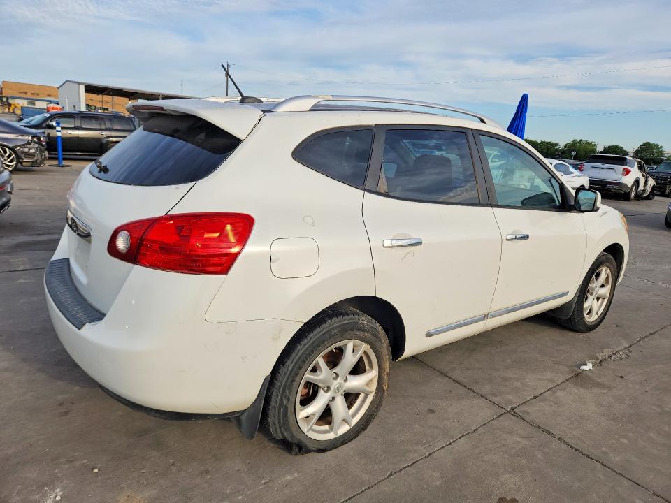 2014 Nissan Rogue VIN JN8AS5MT0BW166409 COPART salvage auction — NORMAL WEAR, TX - BONDED REBUILT SALVAGE, sold $725 on 2026-07-09 (photo 3)